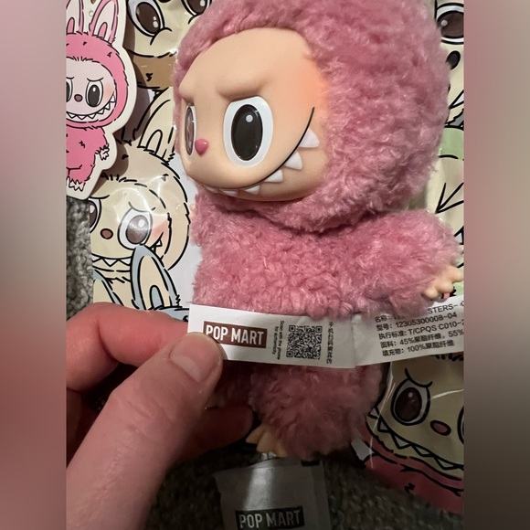 Labubu Authentic Exciting Macaron The Monster Lychee Berry - Picture 4 of 7